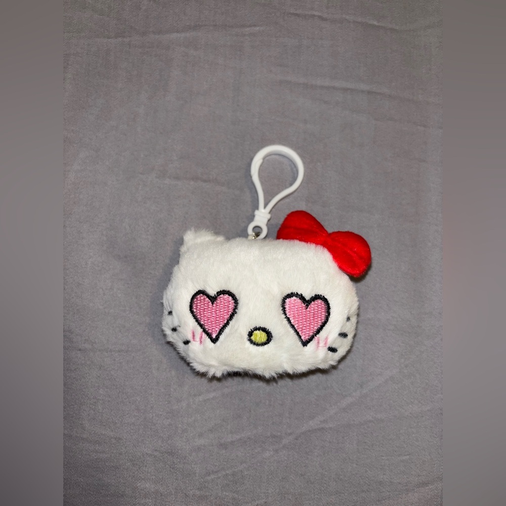 Hello Kitty Heart Eyes Red Bow Plush Keychain/Bag Charm New
